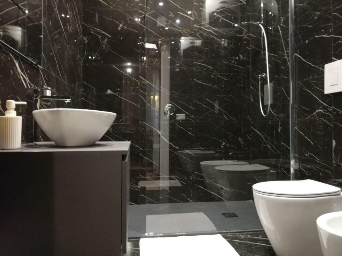 Sant Efisio Host Hotel Cagliari Bagian luar foto